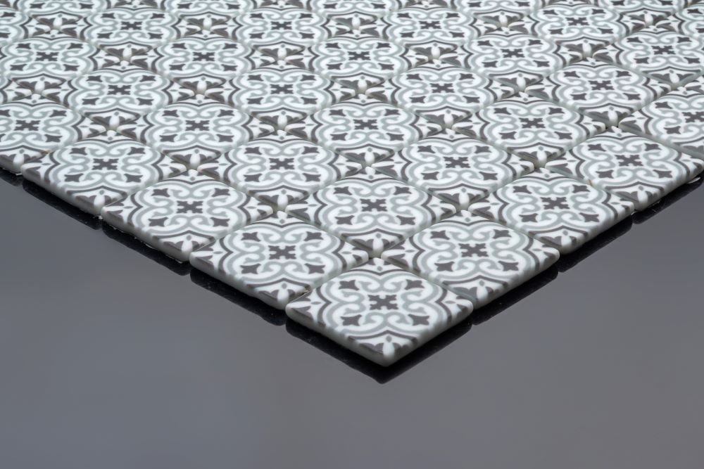 Mossaica Carmen Black Glass Mosaic
