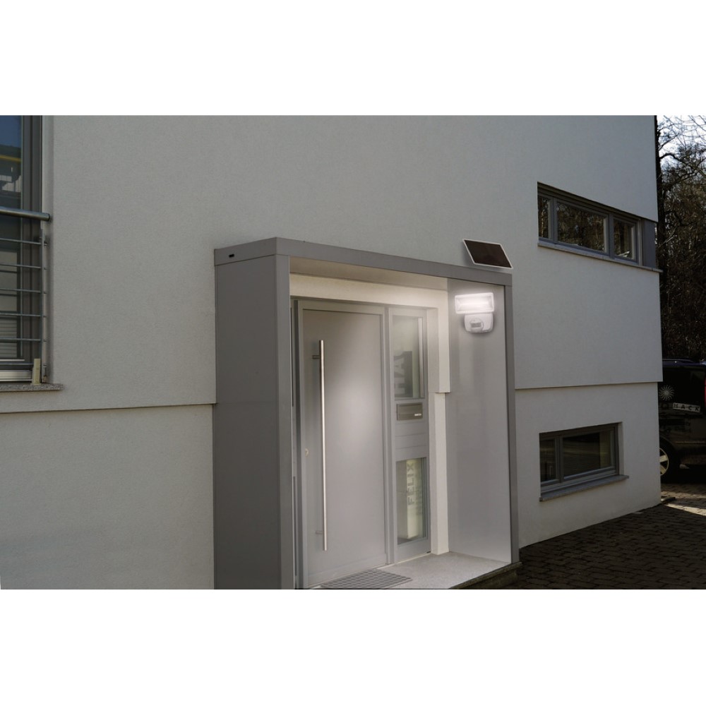 Brennenstuhl Solar Led Light With Infrared Motion Detector White