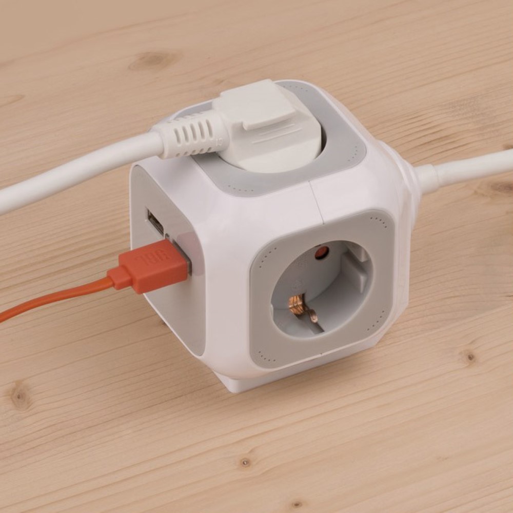 Brennenstuhl Alea Power Usb Charger Socket Cube 4 Way + 2 Usb 1.4M