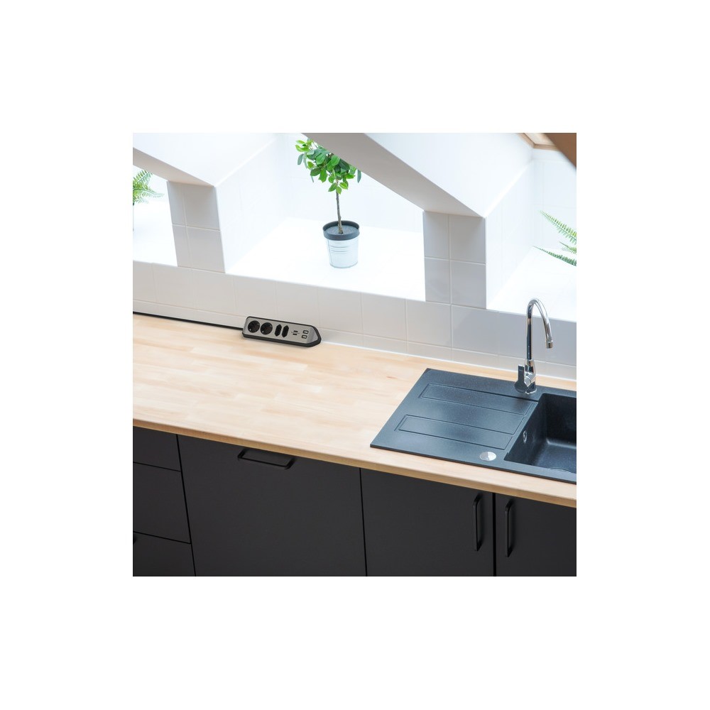 Brennenstuhl Corner Socket Strip 4 Way + 2 Usb Black-Silver